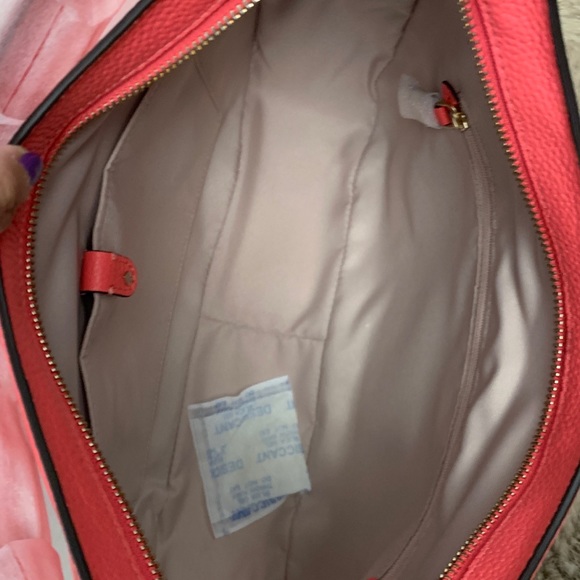 BNWT KATE SPADE PEACH SOFT LEATHER HOBO WITH DETACHABLE STRAP FOR CROSSB… - Picture 5 of 13